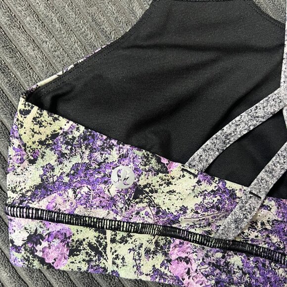 lululemon Energy Bra (Nulux) sz 6 Vivid Vision - Picture 7 of 9